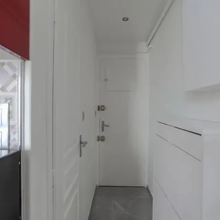 Apartment Beautiful Studio In The Heart Of *