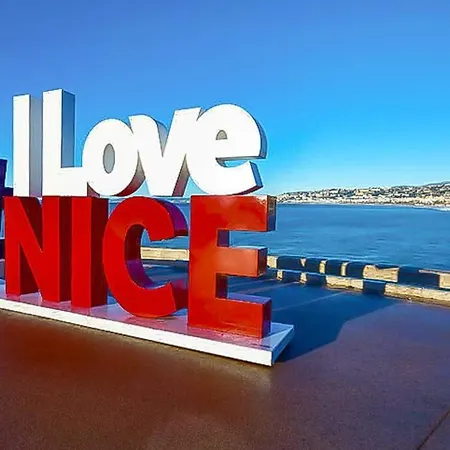 Beautiful Studio In The Heart Of * Nice